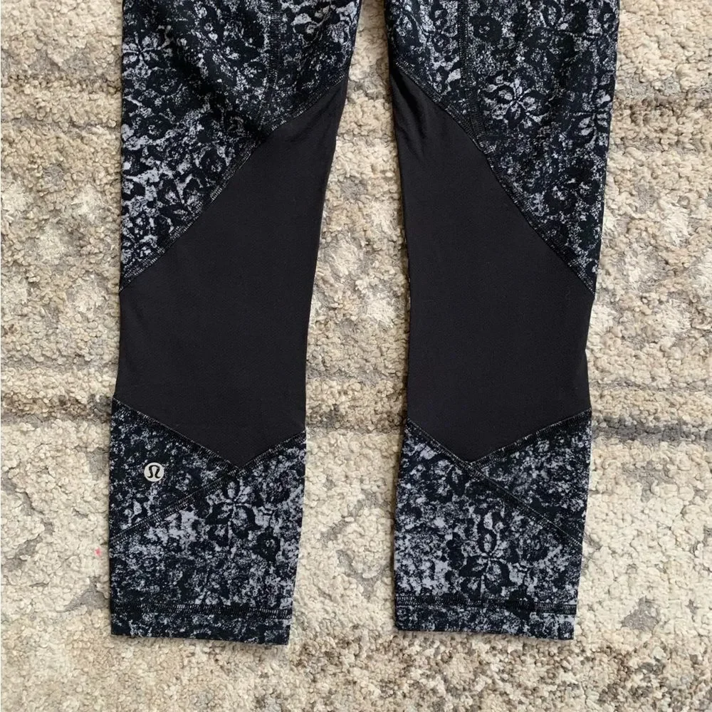 Lululemon Pace Rival Crop Achromatize Ice Grey Black Tights 2